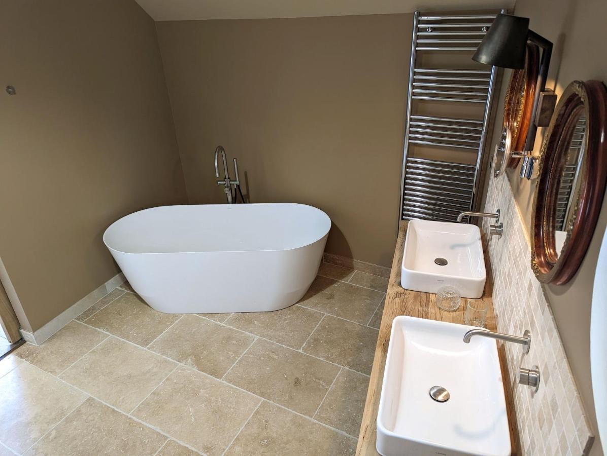Hotel Val Trebbia Feucherolles Zewnętrze zdjęcie